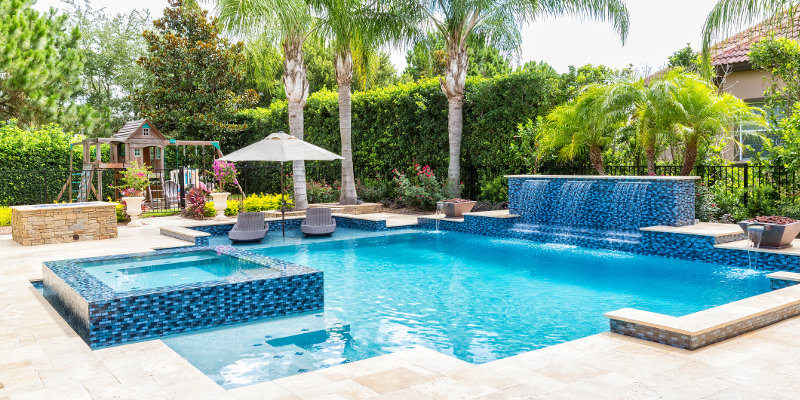 Custom Swimming Pool Builders Can Help You Build the Pool